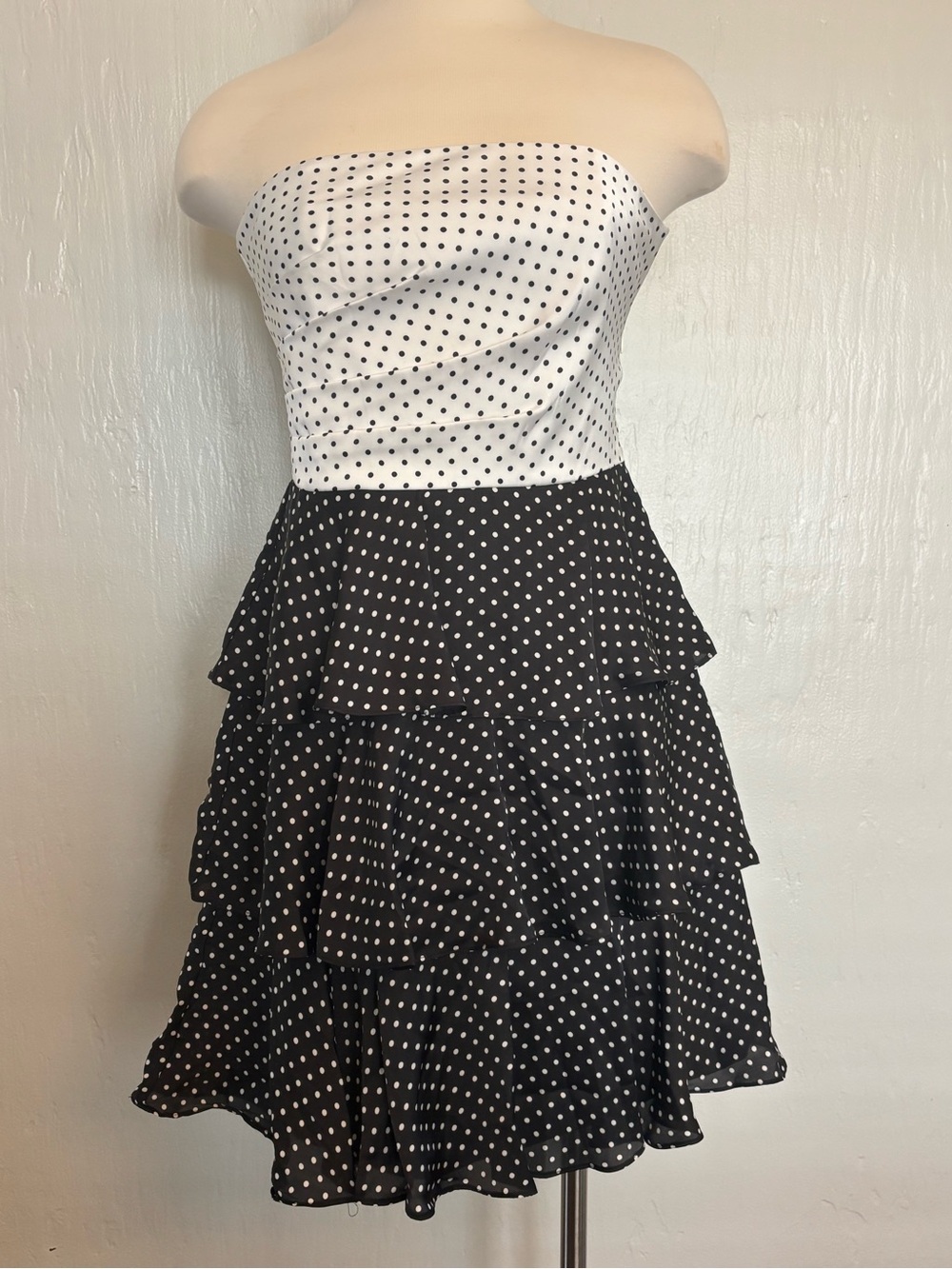White House Black Market Black and White Polka Dot Dress
